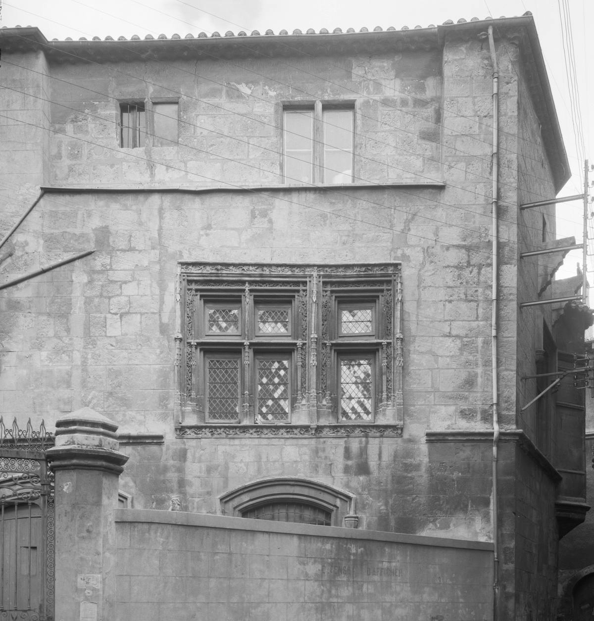 Hôtel particulier. Fenêtre de la Renaissance. Photo XXe siècle